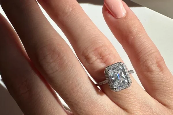 The Allure of 2 ct Simulated Diamond Ring